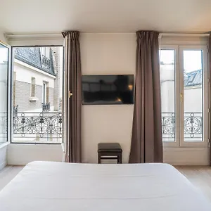 Hotell De Flore - Montmartre ***